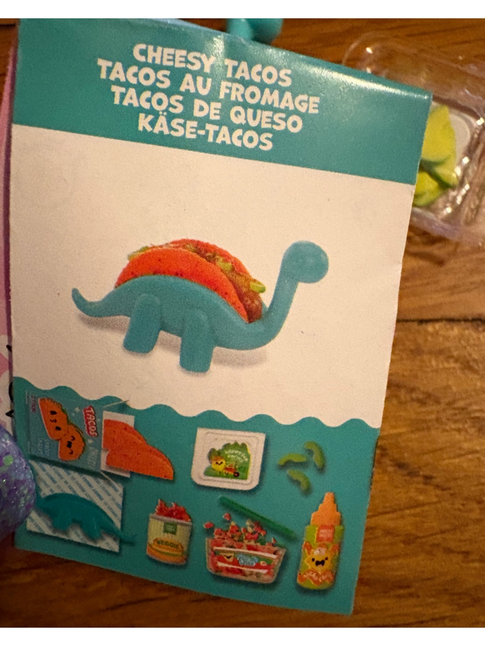 Miniverse dinosaur crunchy tacos